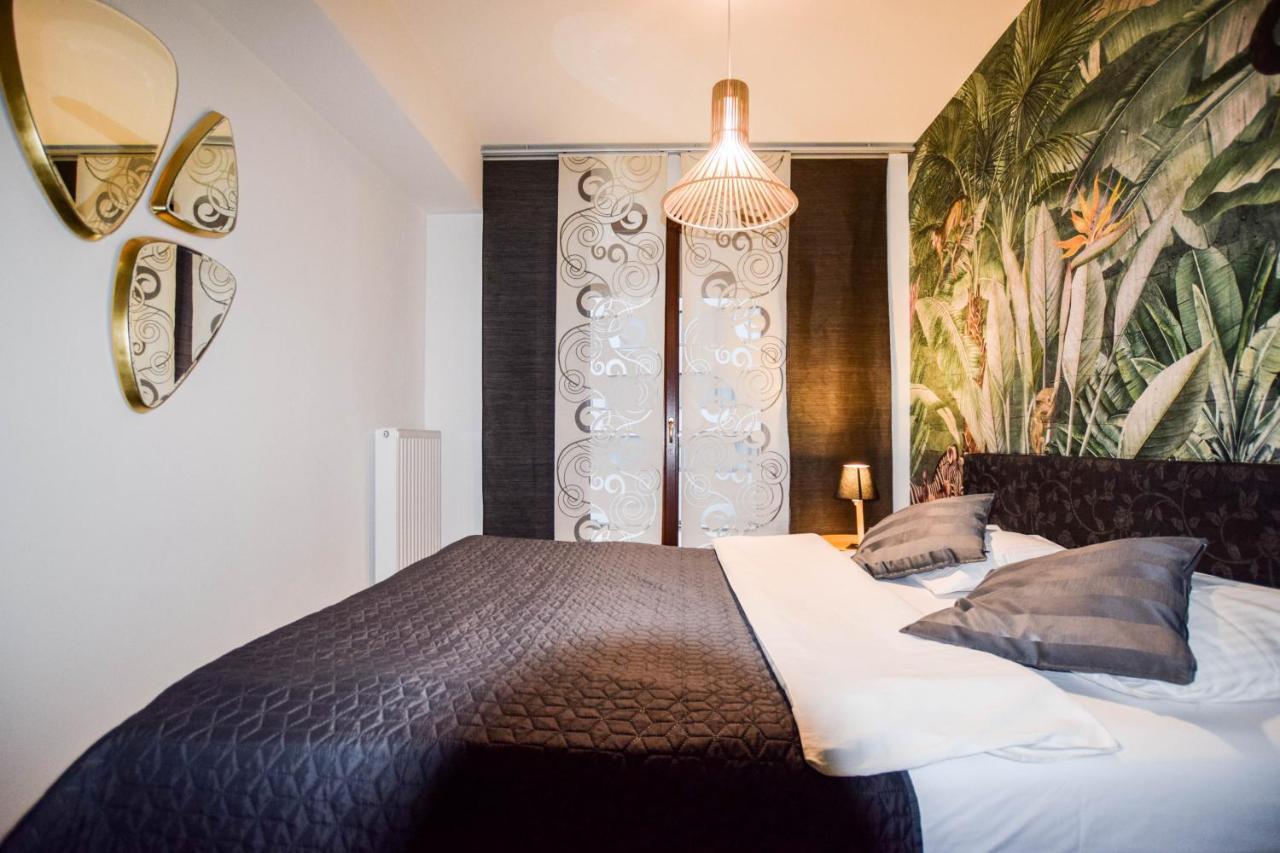 Apartament Z Widokiem Na Wawel W Centrum Miasta Krakow Ngoại thất bức ảnh