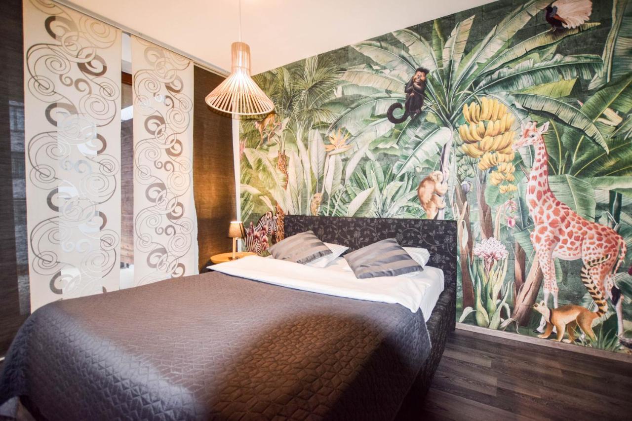 Apartament Z Widokiem Na Wawel W Centrum Miasta Krakow Ngoại thất bức ảnh